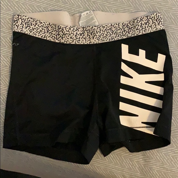nike spandex